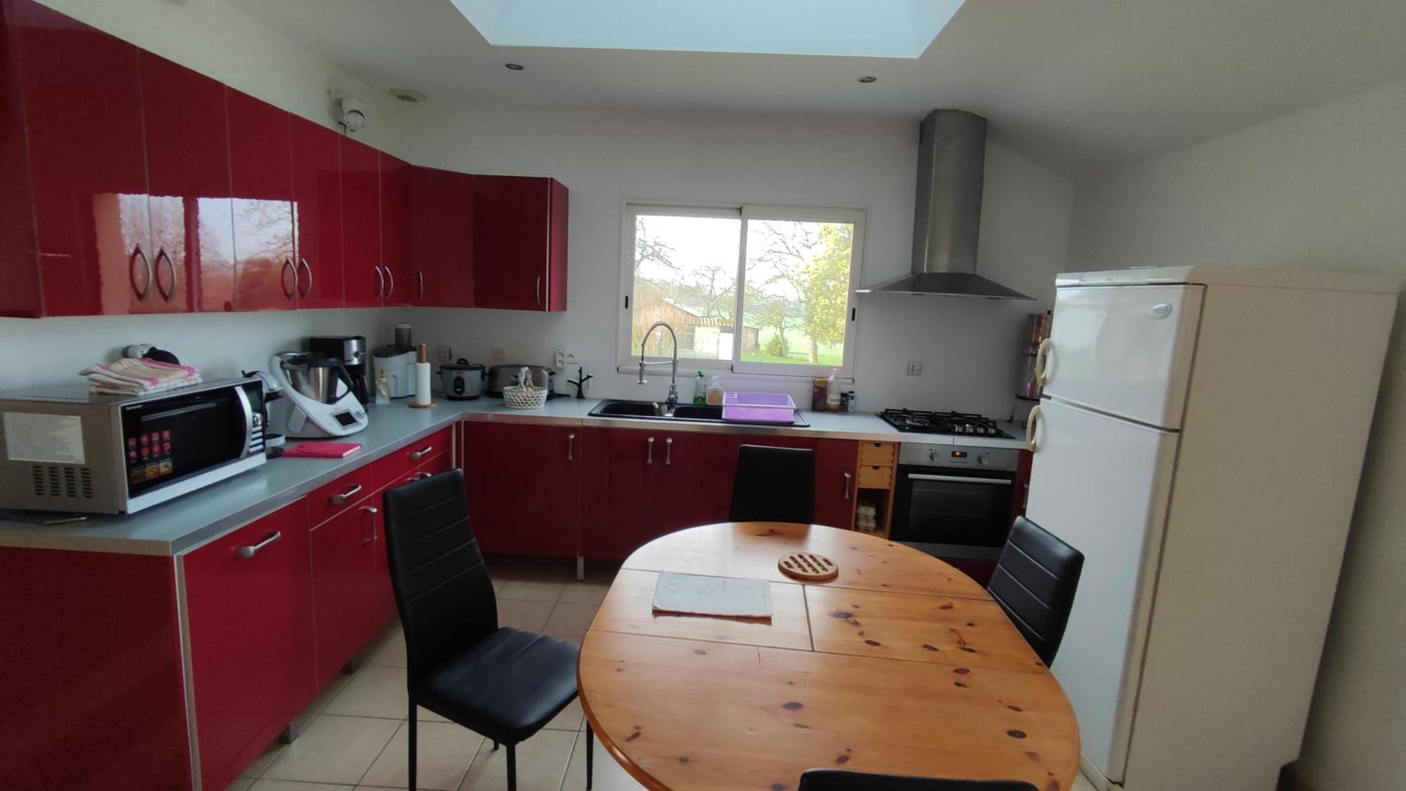 Vakantiehuis Broceliande Calme Breton, Spa, Wifi, Amazon-disney Tv, 4 Lits, Freebox Revolution,draps, Cafe, The *