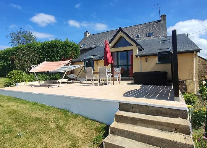 Broceliande Calme Breton, Spa, Wifi, Amazon-Disney Tv, 4 Lits, Freebox Revolution,Draps, Cafe, The