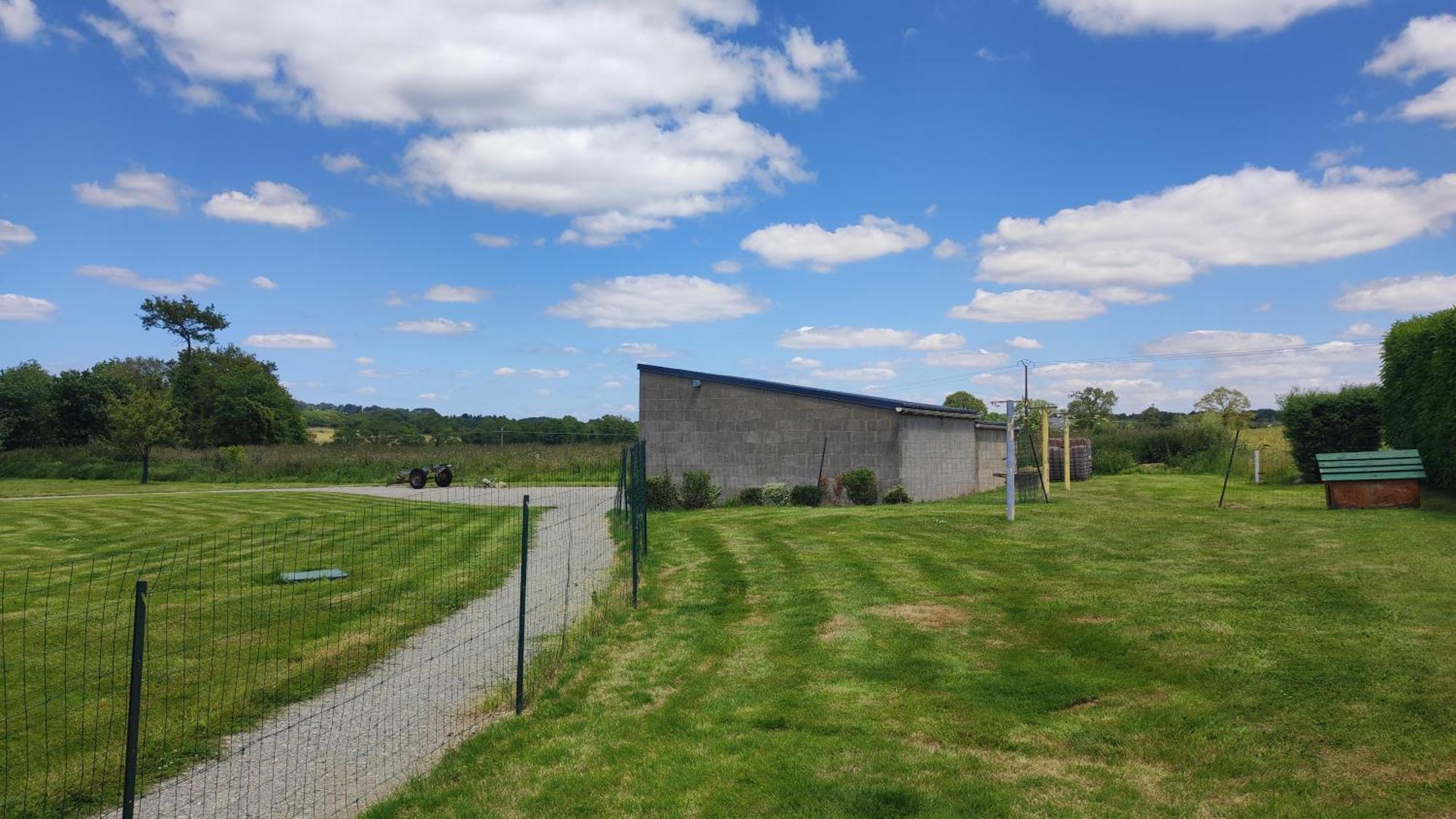 Holiday home Broceliande Calme Breton, Spa, Wifi, Amazon-disney Tv, 4 Lits, Freebox Revolution,draps, Cafe, The *